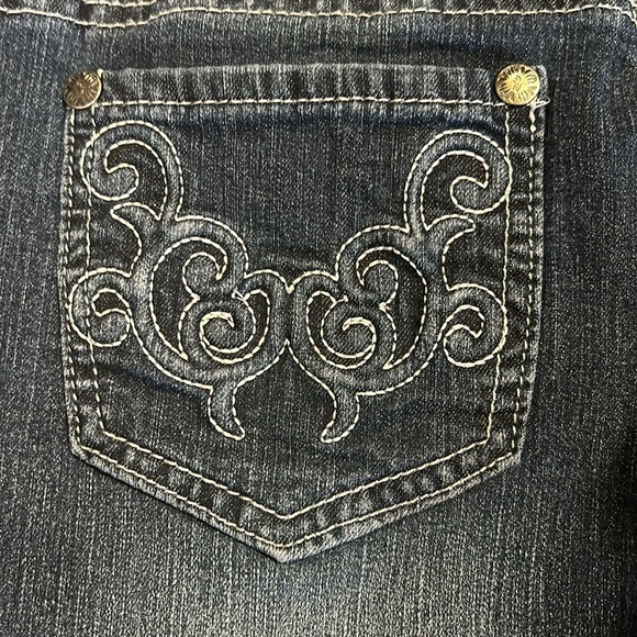 Vintage Y2K Low Rise Embroidered 5 Pocket Stitch Bootcut Stretch Denim Jeans / 4 - Picture 9 of 9